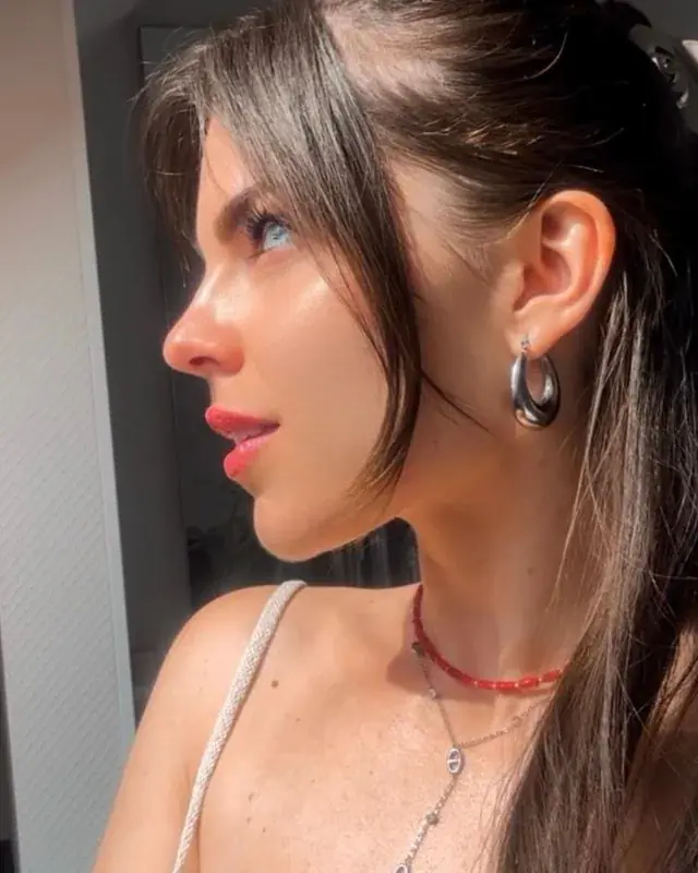 Emma - Image 2