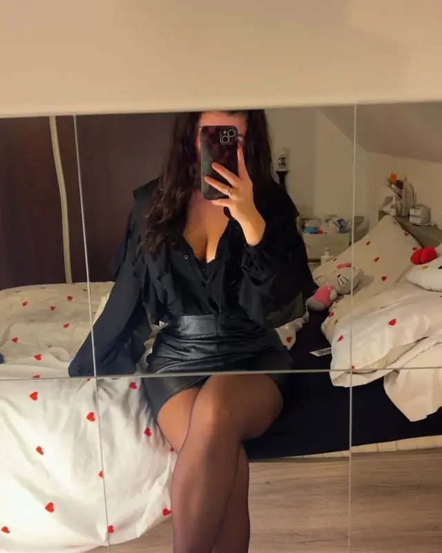 Sabrina - Image 2