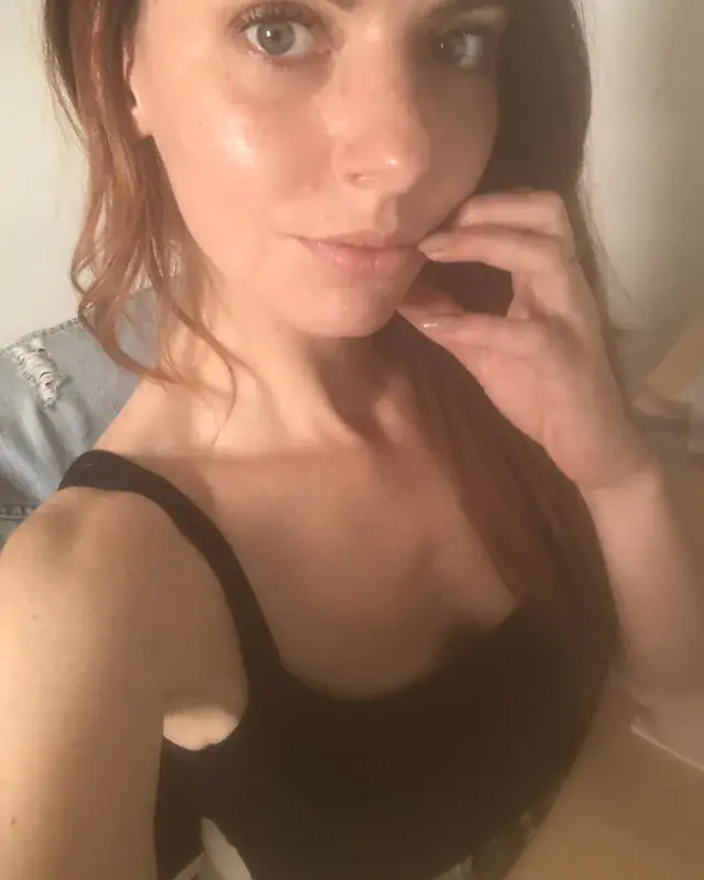 Caroline - Image 5
