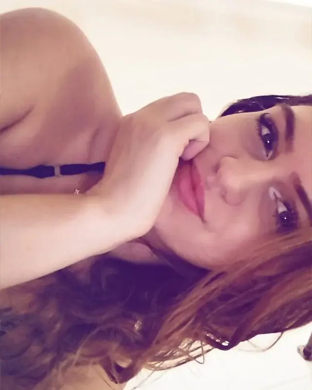 Nathalie - Image 2